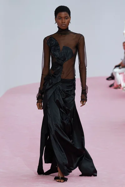 Look 27